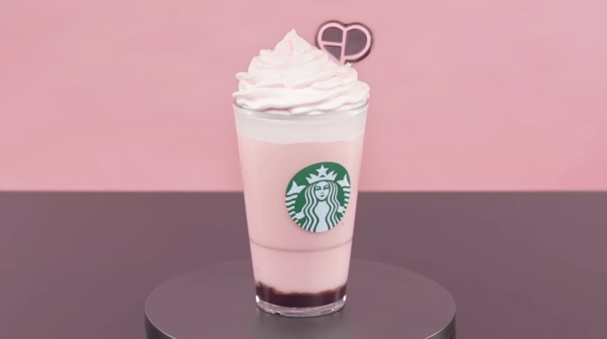 BLACKPINK+Starbucks聯乘系列登場！別注版BLACKPINK草莓朱古力忌廉星冰樂、Lisa最愛首推粉紅色水鑽不鏽鋼凍杯、BLACKPINK配色循環再造咖啡杯