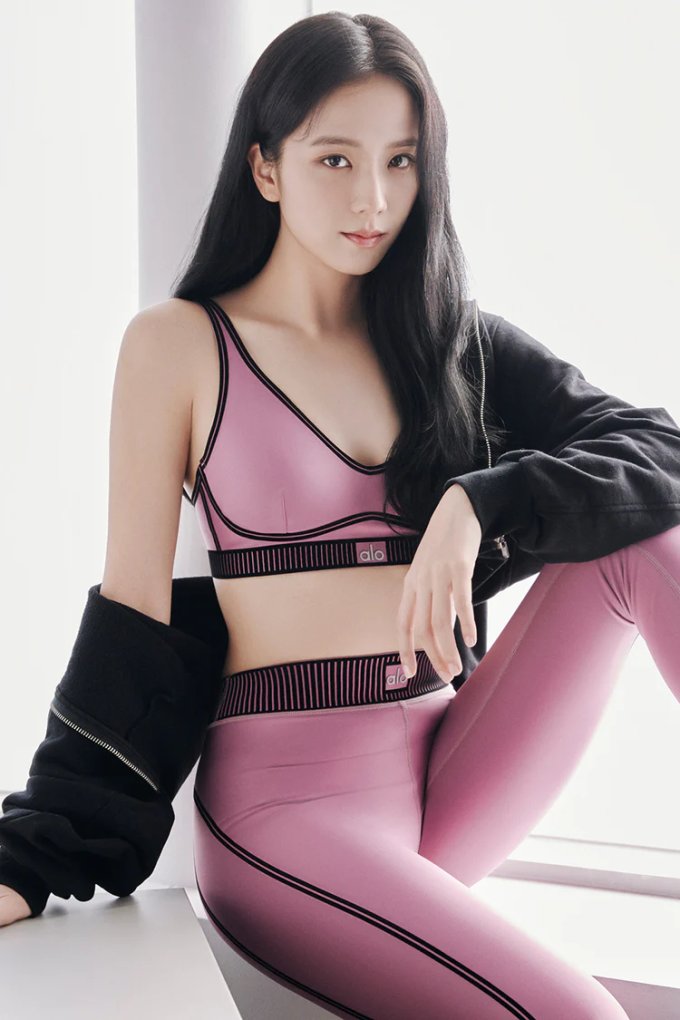 BLACKPINK Jisoo正式成為瑜珈服裝品牌Alo代言人！ 品牌釋出超美造型照